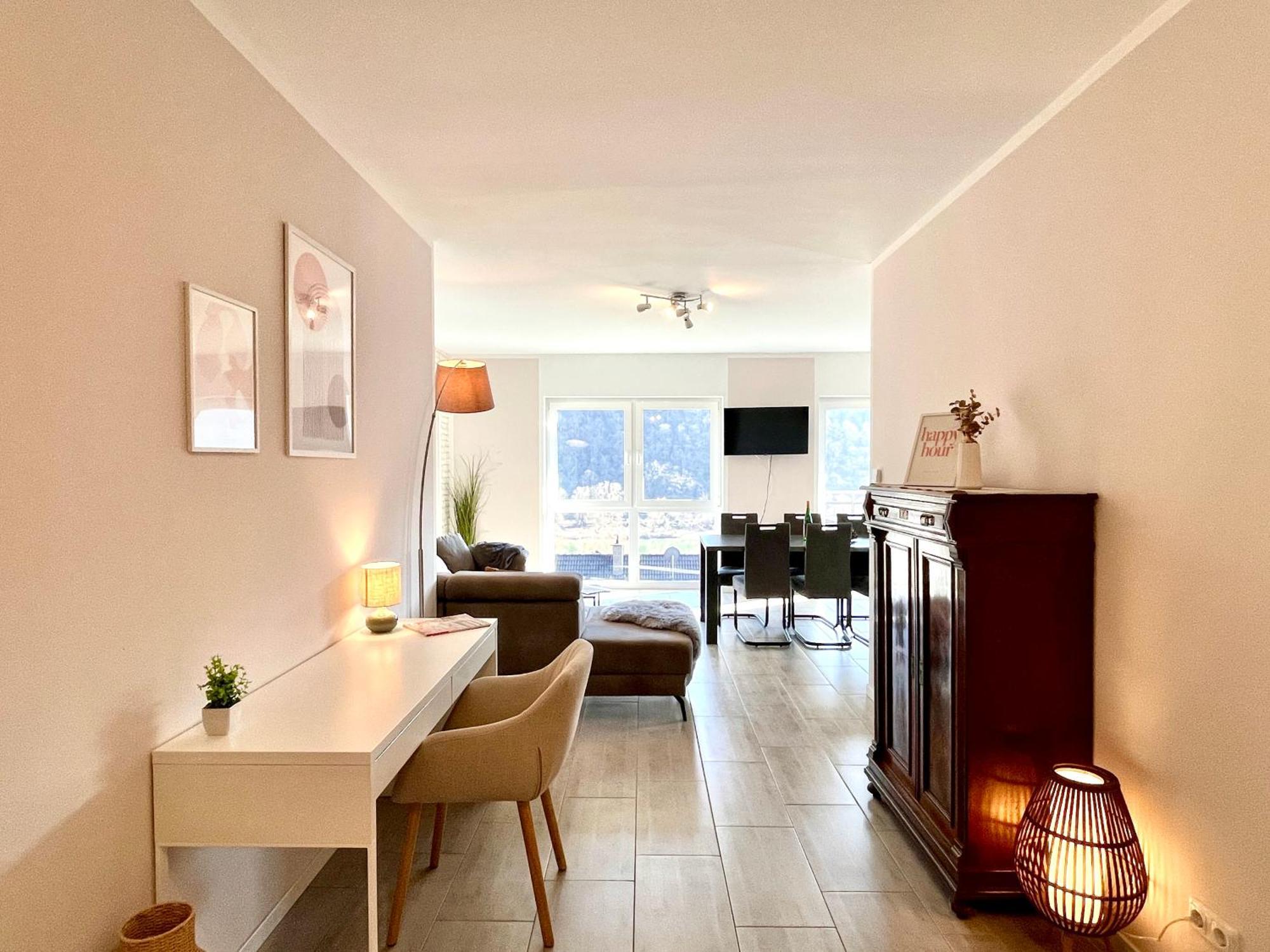 Ferienwohnung Moseltraum, 1-6 Pers, Mit 3 Schlafzimmer Und Panoramabalkon Müden المظهر الخارجي الصورة